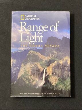 ⭐️ Range of Light: The Sierra Nevada by Various Authors & National Geographic